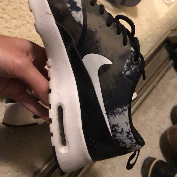 Cute Nike sneakers - Picture 3 of 4